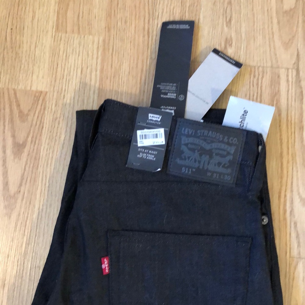 NWT Levi’s 511 Black 31x30 Commuter Slim jeans